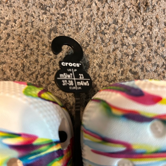 NWT Crocs white classic out of this world clog - Picture 5 of 5